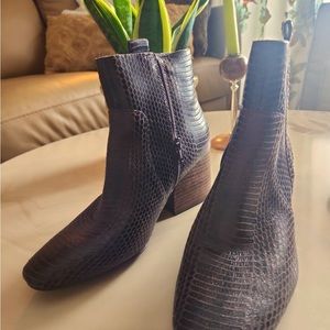 Brand New! Korks Leyland ankle bootie.